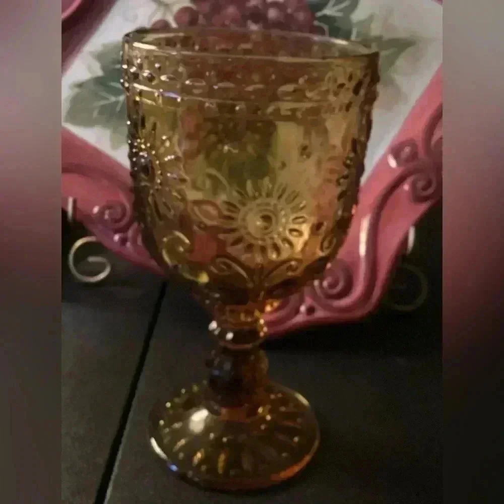 Vintage Wine Glass Goblets Gold Amber Color set of 2 for $25, set of 4 for $40